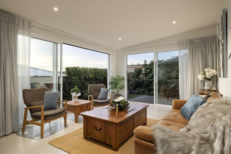 Photo of property in 86 Whakaturou Crescent, Pyes Pa, Tauranga, 3112