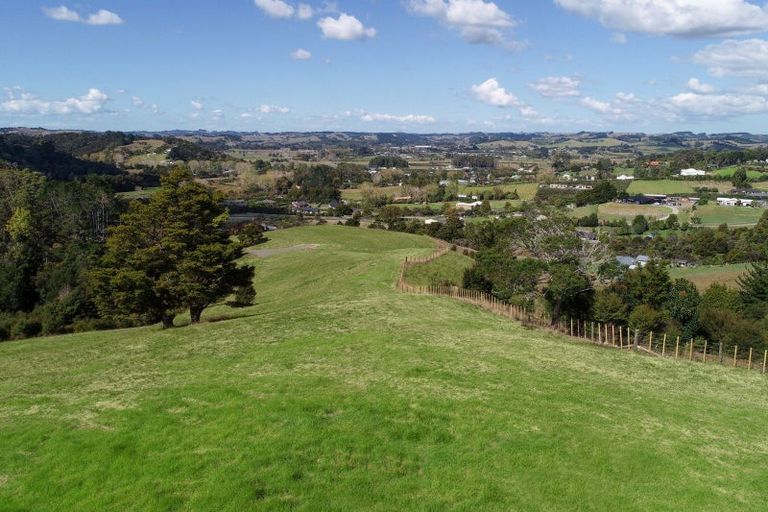 Photo of property in 26 Maddies Road, Kaukapakapa, 0984