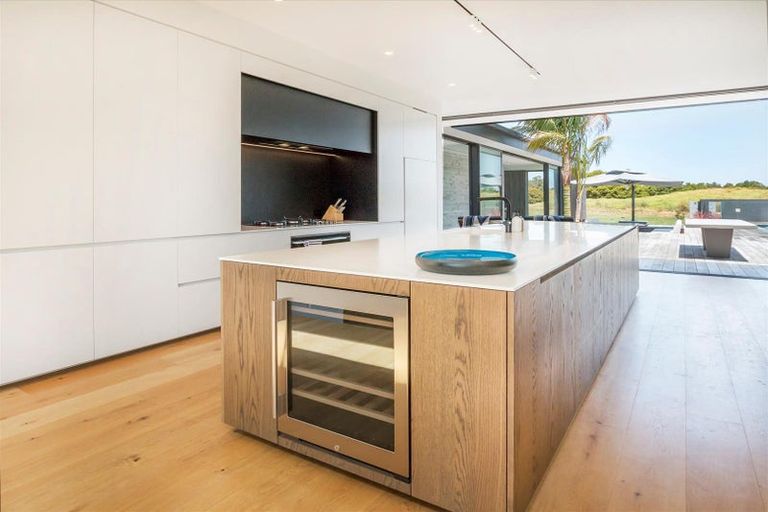 Photo of property in 78 Mangatawhiri Road, Omaha, 0986