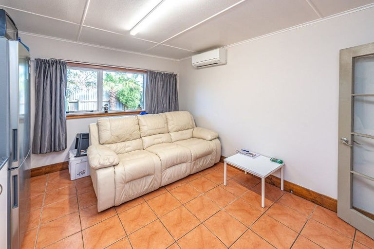 Photo of property in 100 Puriri Street, Gonville, Wanganui, 4501