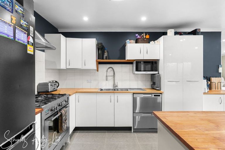 Photo of property in 30 Settlement Road, Kaiwaka, 0573