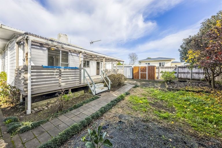 Photo of property in 24 Birdwood Road, Pukekohe, 2120