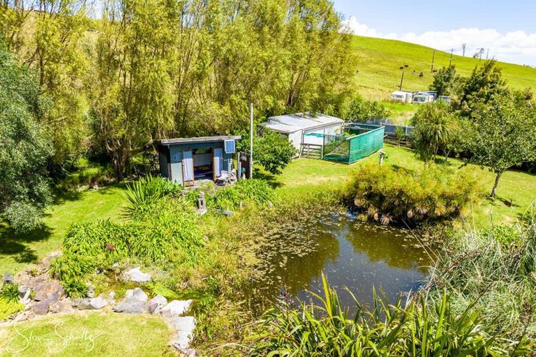 Photo of property in 2305 State Highway 12, Paparoa, 0571