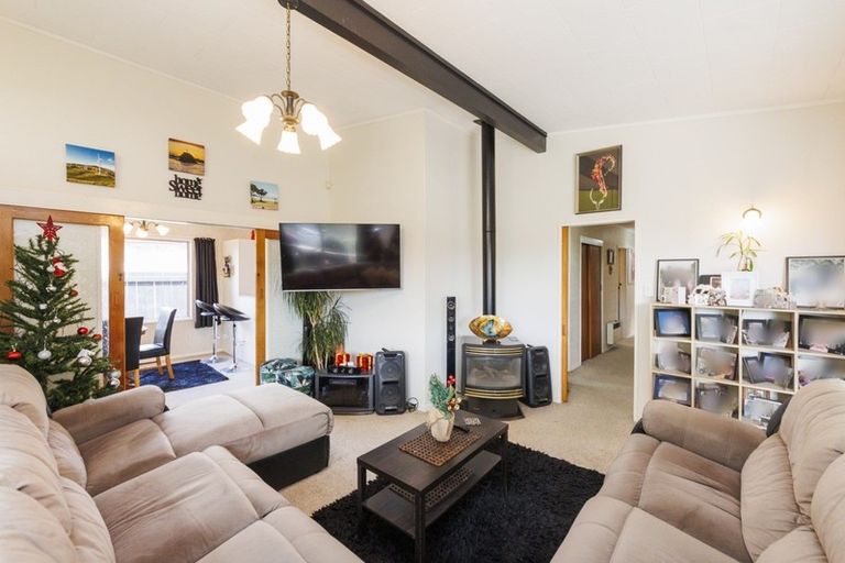 Photo of property in 6 Paradise Place, Milson, Palmerston North, 4414