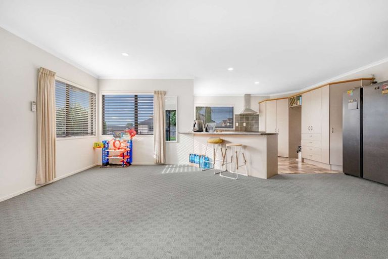 Photo of property in 4 Owhatiura Drive, Lynmore, Rotorua, 3010