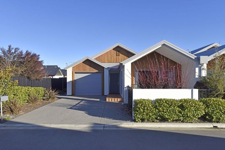 Photo of property in 8 Earhart Lane, Wigram, Christchurch, 8042