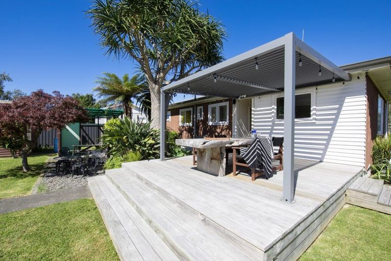 Photo of property in 28 Bright Crescent, Maraenui, Napier, 4110