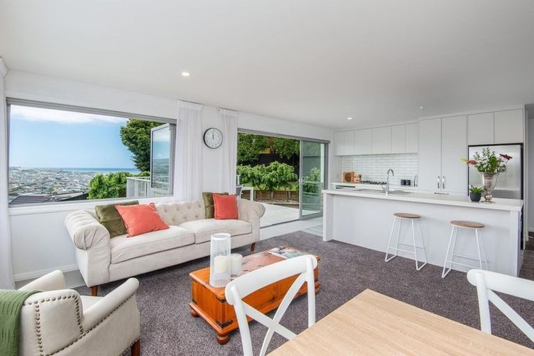 Photo of property in 75 Easther Crescent, Kew, Dunedin, 9012