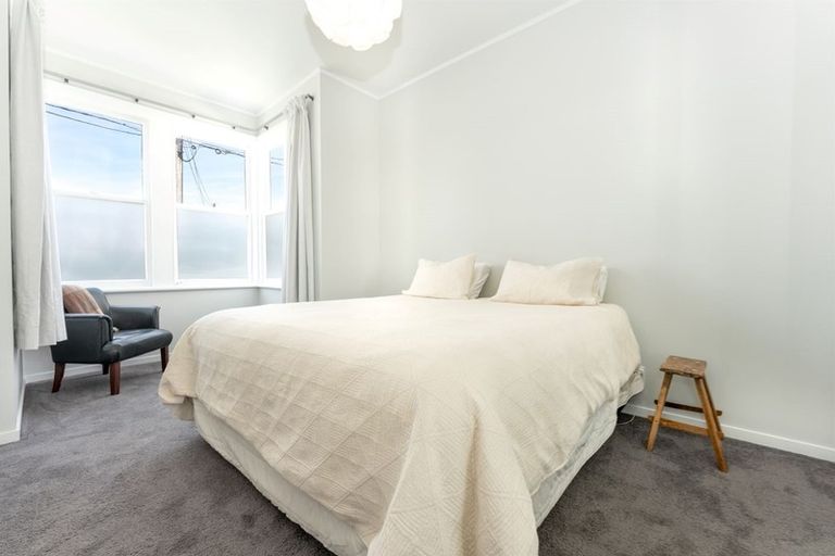 Photo of property in 25 Riddlers Crescent, Petone, Lower Hutt, 5012