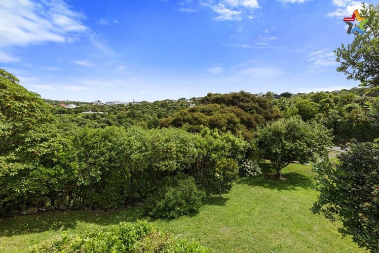 Photo of property in 89 Normandale Road, Normandale, Lower Hutt, 5010