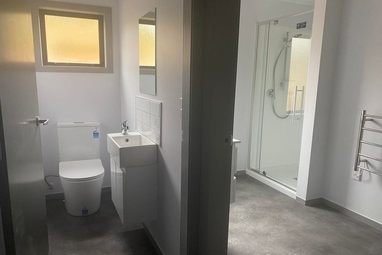 Photo of property in 34c Speargrass Grove, Timberlea, Upper Hutt, 5018