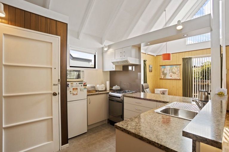 Photo of property in 3/32 Cowling Road, Hurdon, New Plymouth, 4310