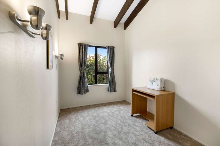 Photo of property in 1/32 Patterson Terrace, Halswell, Christchurch, 8025