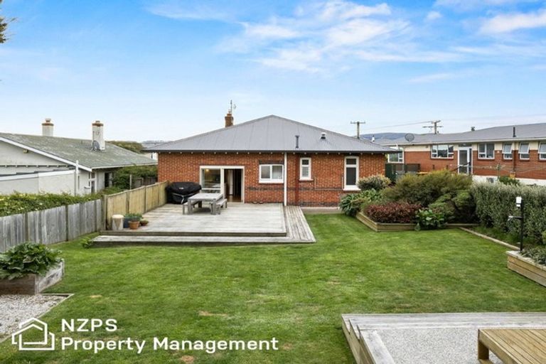 Photo of property in 32 Oakland Street, Andersons Bay, Dunedin, 9013