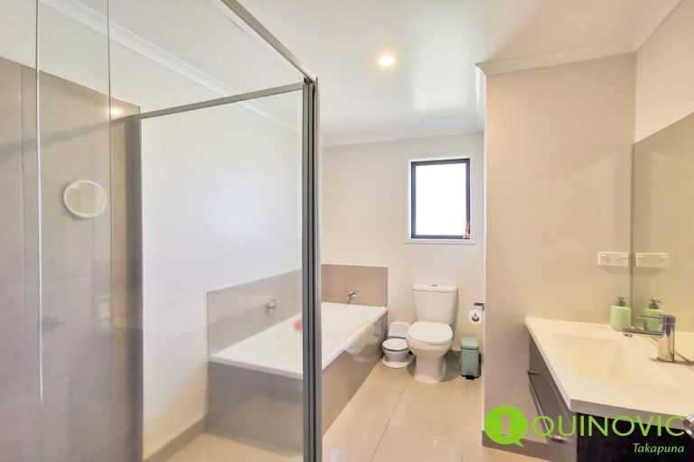 Photo of property in 28 Discovery Drive, Gulf Harbour, Whangaparaoa, 0930