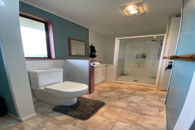 Photo of property in 44 Valley Road, Hikurangi, 0114