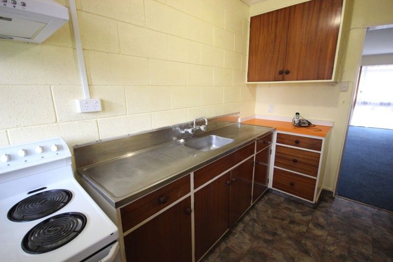Photo of property in 2/158 Russell Street, Palmerston North, 4414