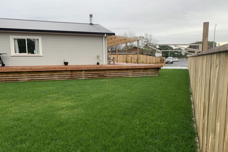 Photo of property in 8 Ngarue Place, Waitara, 4320