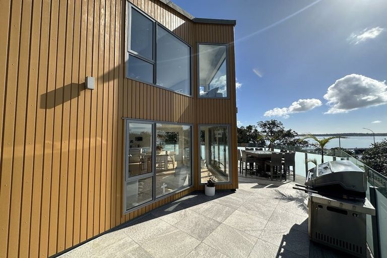 Photo of property in 3/43 Princes Street, Northcote Point, Auckland, 0627