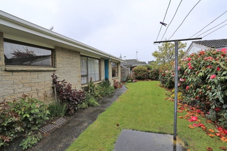 Photo of property in 2/61 Antrim Street, Windsor, Invercargill, 9810