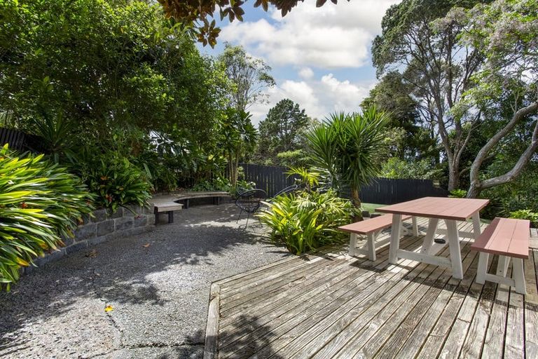 Photo of property in 175a Hibiscus Coast Highway, Red Beach, 0932