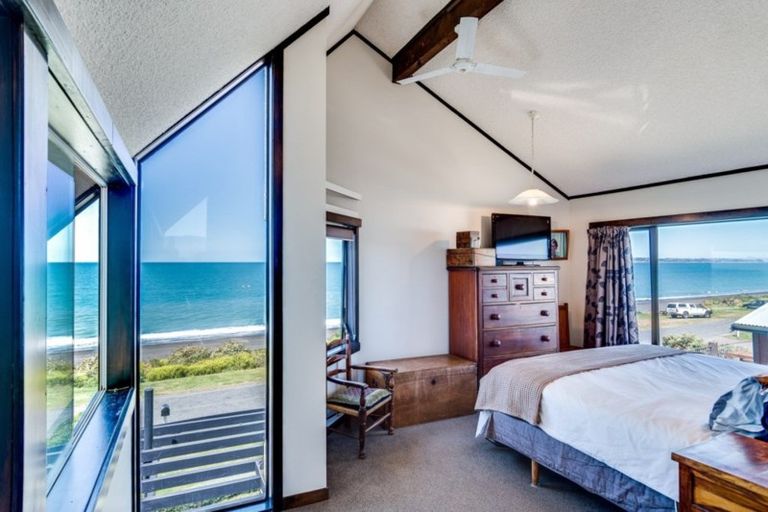 Photo of property in 129 North Shore Road, Eskdale, Napier, 4182