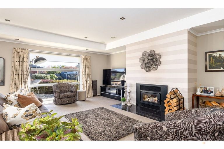 Photo of property in 24 Tancred Street, Geraldine, 7930