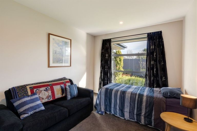 Photo of property in 11 Catkins Lane, Mairehau, Christchurch, 8052