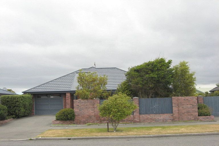 Photo of property in 60 Broadhaven Avenue, Parklands, Christchurch, 8083