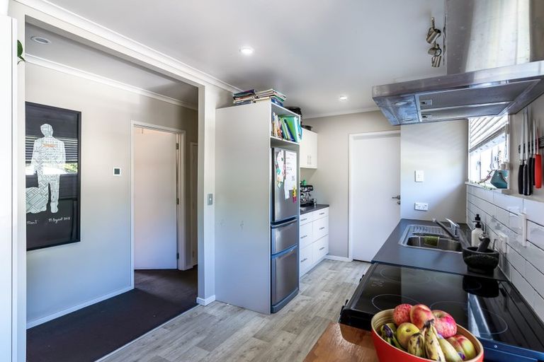 Photo of property in 12a John F Kennedy Place, Glen Eden, Auckland, 0602