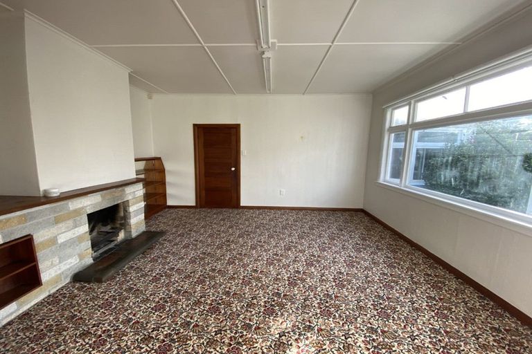 Photo of property in 16 Te Wanaka Road, Awapuni, Palmerston North, 4412