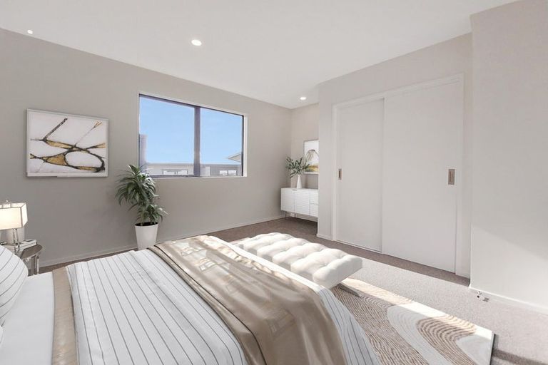 Photo of property in 10/476 West Coast Road, Glen Eden, Auckland, 0602