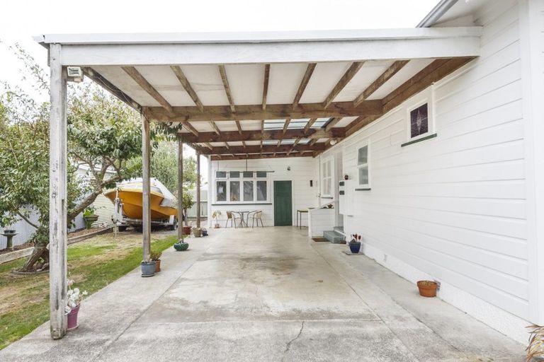 Photo of property in 29 Cuba Street, Marton, 4710