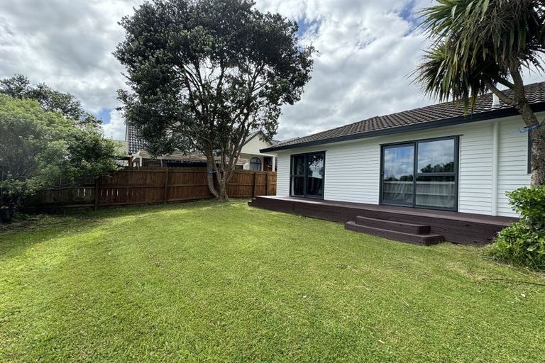 Photo of property in 25 Davington Way, Burswood, Auckland, 2013