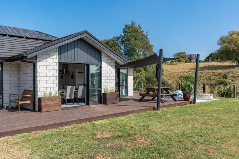 Photo of property in 226a Baverstock Road, Grandview Heights, Hamilton, 3200