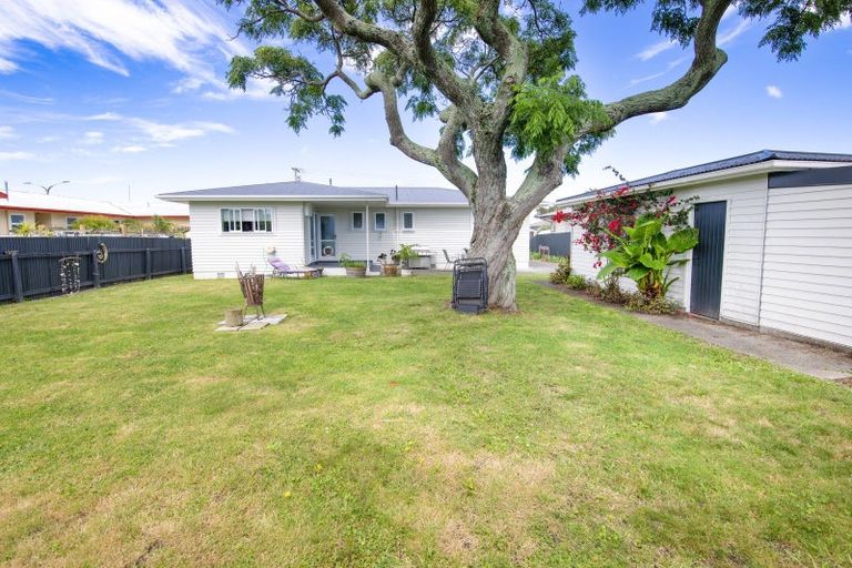 Photo of property in 49 Trinity Crescent, Pirimai, Napier, 4112