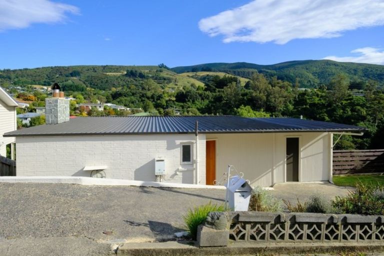 Photo of property in 11 Upland Street, Helensburgh, Dunedin, 9010