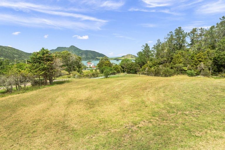 Photo of property in 43 Whangarei Heads School Road, Whangarei Heads, Whangarei, 0174