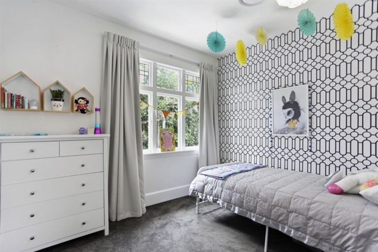 Photo of property in 16 Perry Street, Papanui, Christchurch, 8053