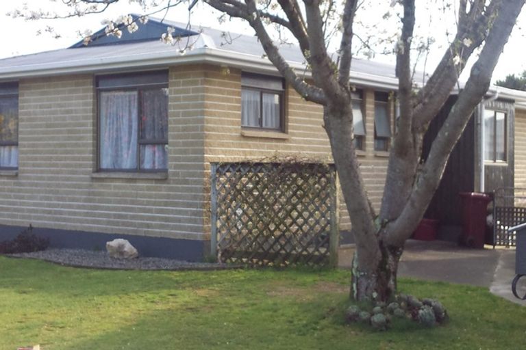 Photo of property in 20 Fisher Place, Carterton, 5713