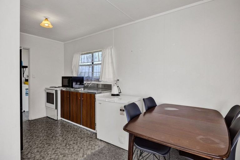 Photo of property in 36 Carlton Terrace, Westown, New Plymouth, 4310