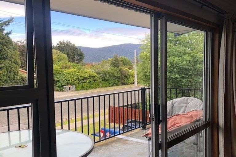 Photo of property in 9 Moana Crescent, Te Anau, 9600