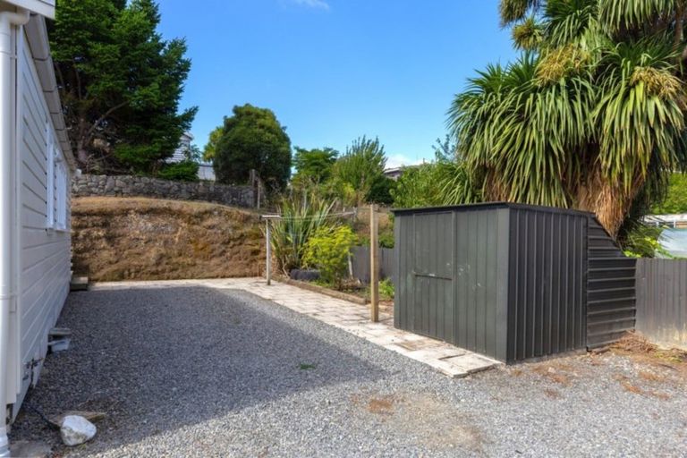 Photo of property in 59 Hampden Street, Picton, 7220