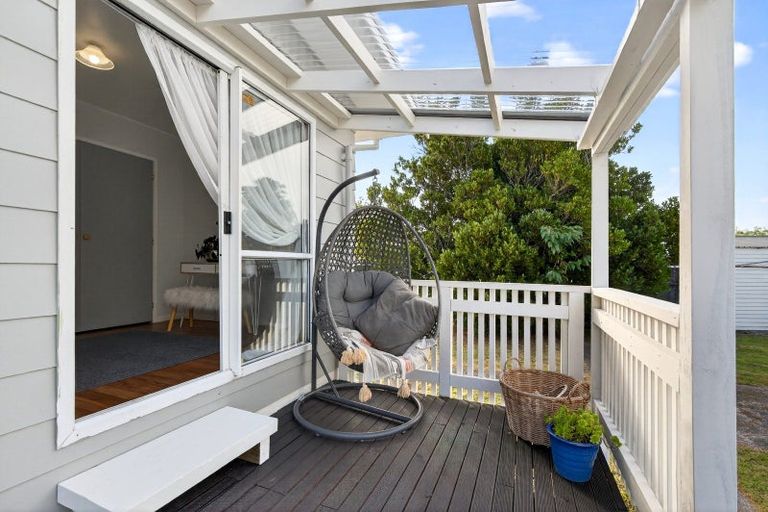 Photo of property in 19 Hardie Grove, Featherston, 5710