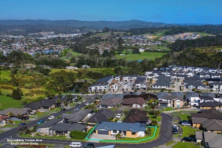 Photo of property in 4 Karika Place, Massey, Auckland, 0614