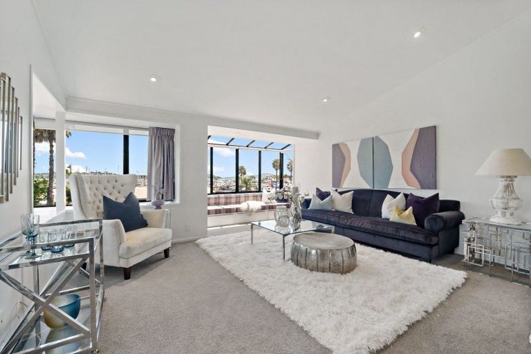 Photo of property in 1/33 Argo Drive, Half Moon Bay, Auckland, 2012