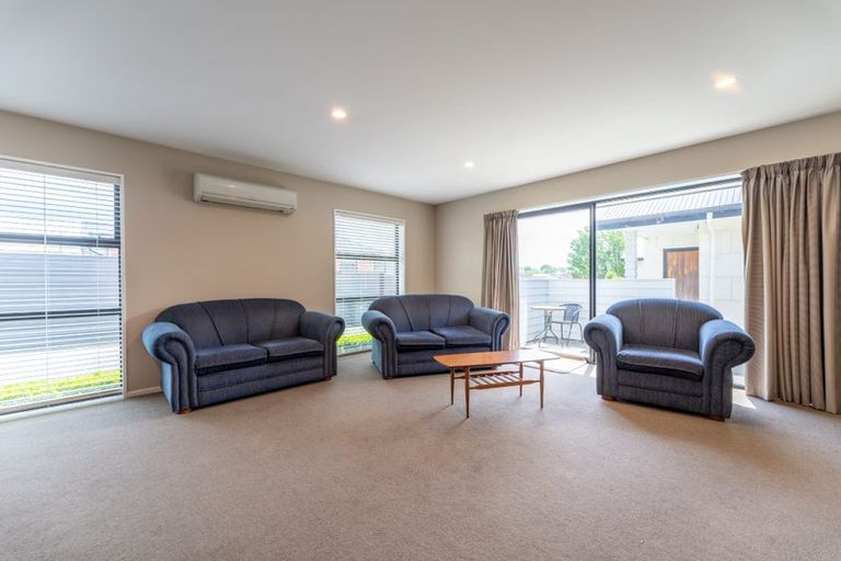 Photo of property in 17 Queen Street, Parkside, Timaru, 7910
