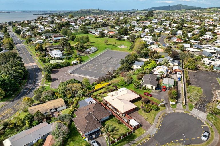 Photo of property in 5 Holmburn Street, Welcome Bay, Tauranga, 3112