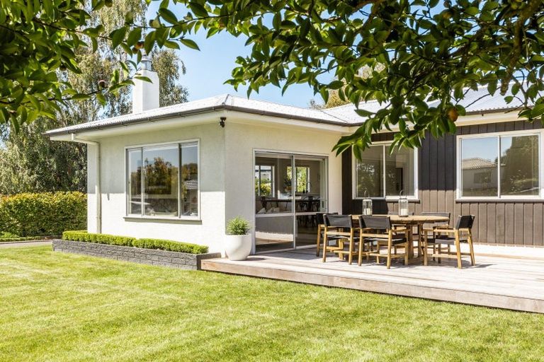 Photo of property in 23 Saint Hill Lane, Havelock North, 4130