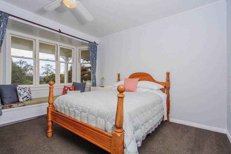 Photo of property in 25 Christian Road, Swanson, Auckland, 0614